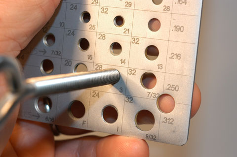 Screw Checker