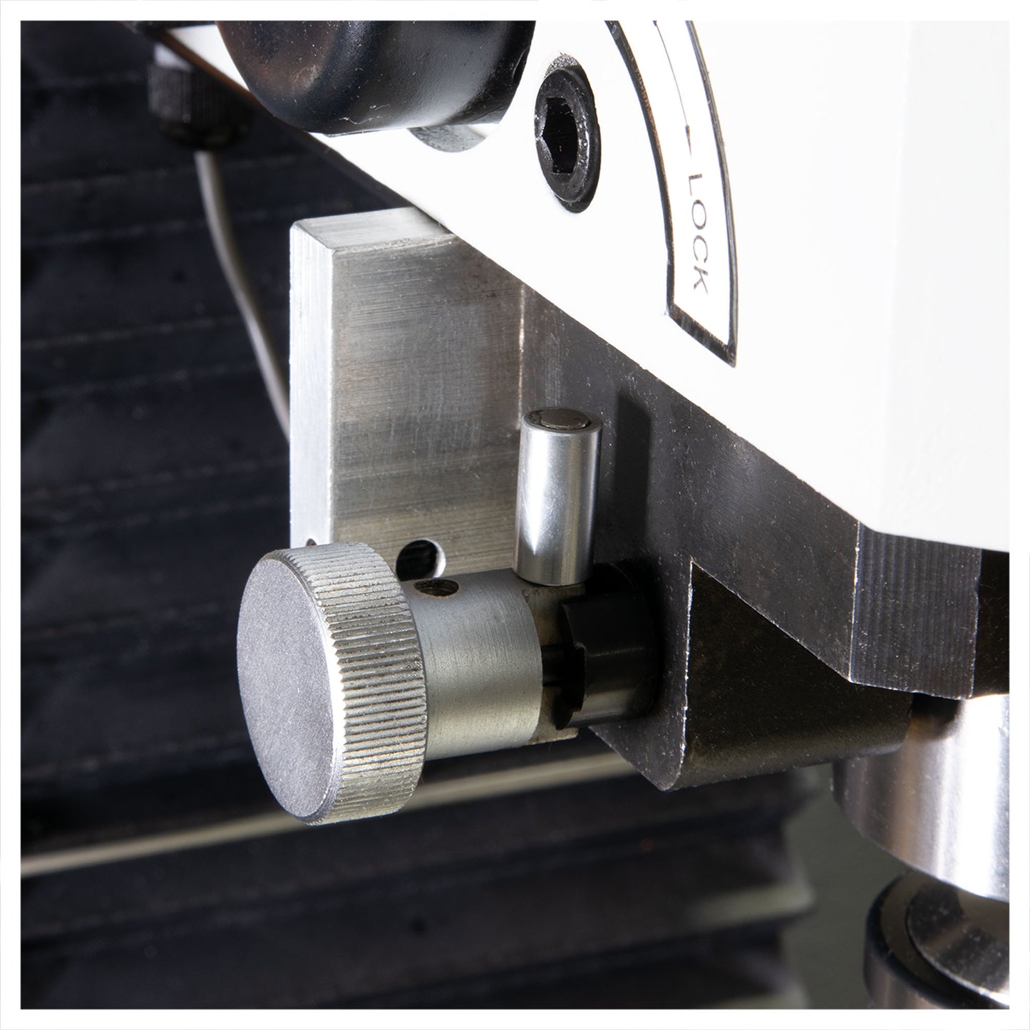 HiTorque 6770 Deluxe Large Bench Mill