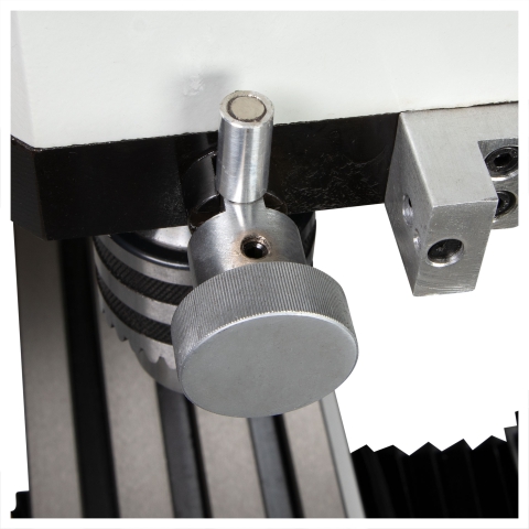 Z-Axis DRO Installed - Deluxe HiTorque Solid Column Mini Mill Z-Axis DRO Installed - Deluxe HiTorque Solid Column Mini Mill